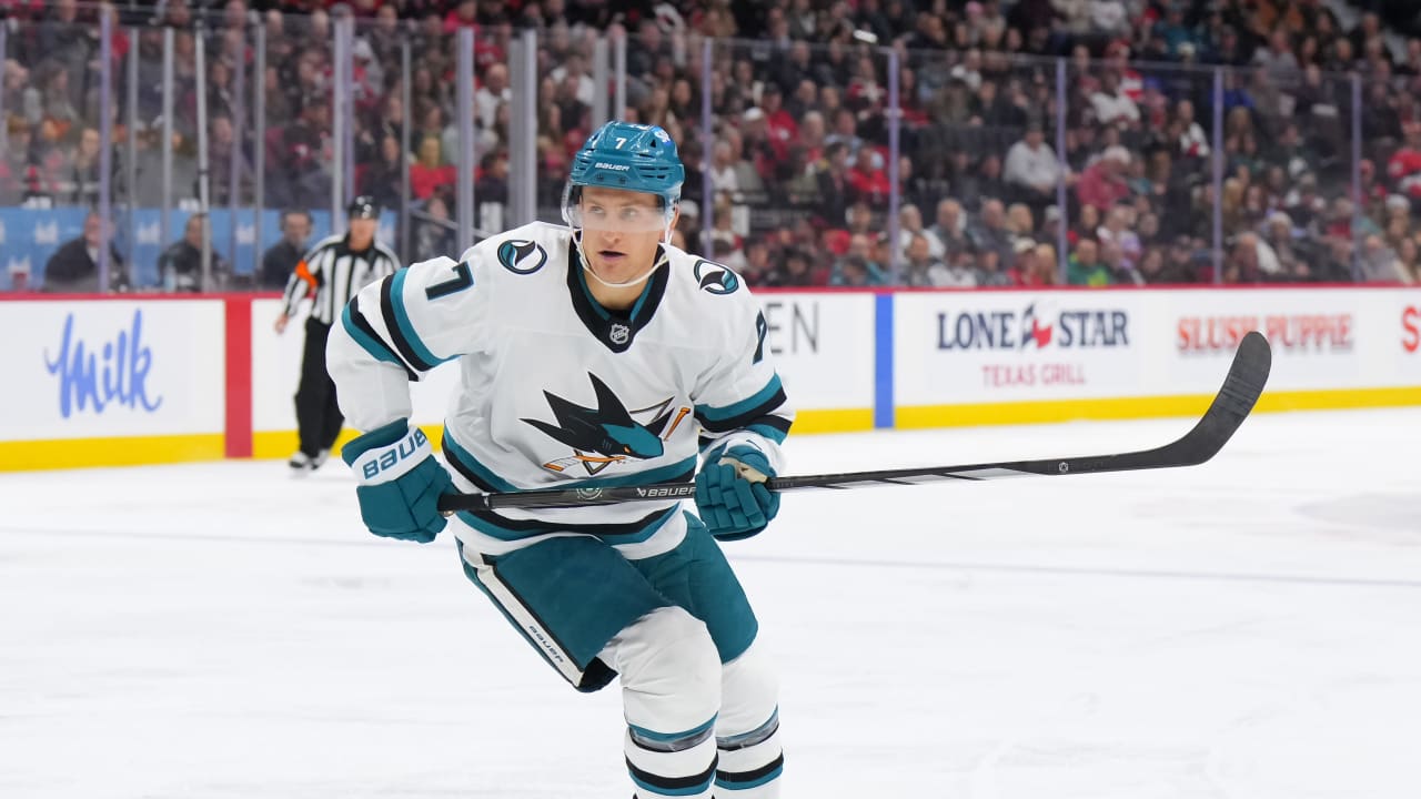 Florida Panthers Secure Nico Sturm in Trade with San Jose Sharks