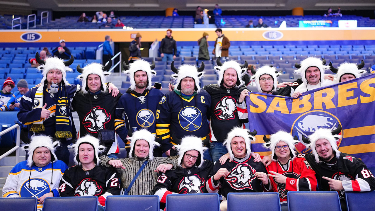 'Sen sa stal skutočnosťou' |  Moder a česko-slovenský fanklub Sabres prvýkrát testujú Buffalo