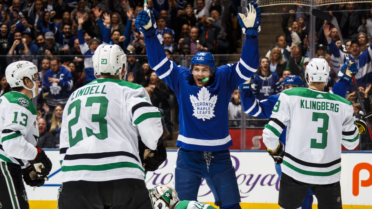 Mitch Marner Toronto Maple Leafs Game-Worn 2018 NHL Stadium Series Jersey -  NHL Auctions