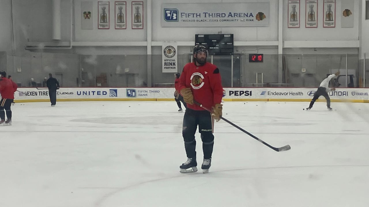 Blackhawks sport Winter Classic equipment during practice