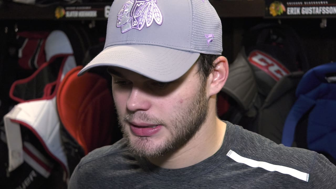 DeBrincat on Strome | Chicago Blackhawks