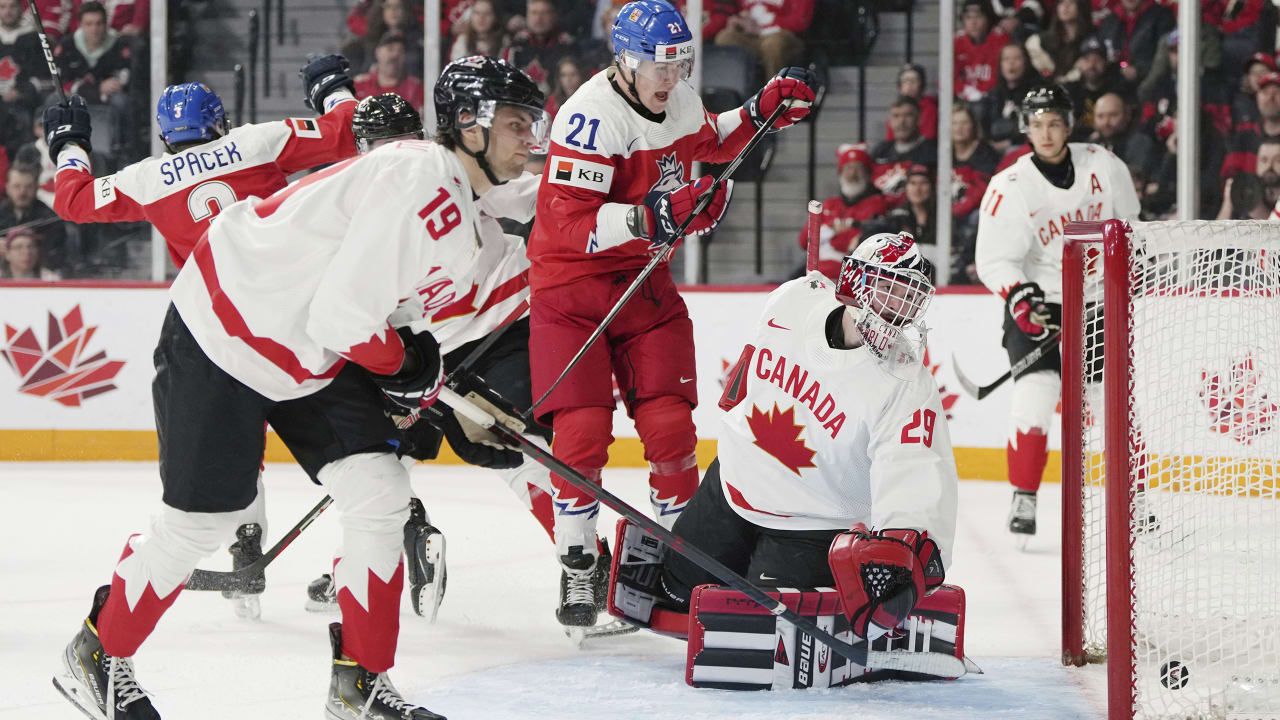 World Junior Championship roundup: Svozil, Czechia stun Canada | NHL.com