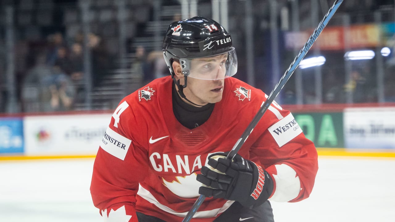 Catching Up with Bo Horvat | New York Islanders