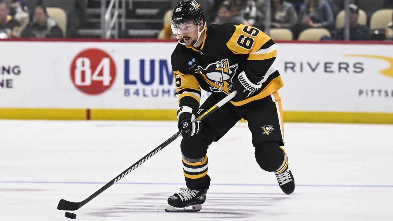 Pittsburgh Penguins on X: Injury updates: Coach Sullivan confirms that  Bryan Rust will be out longer-term after blocking a shot on Saturday vs.  Buffalo.  / X