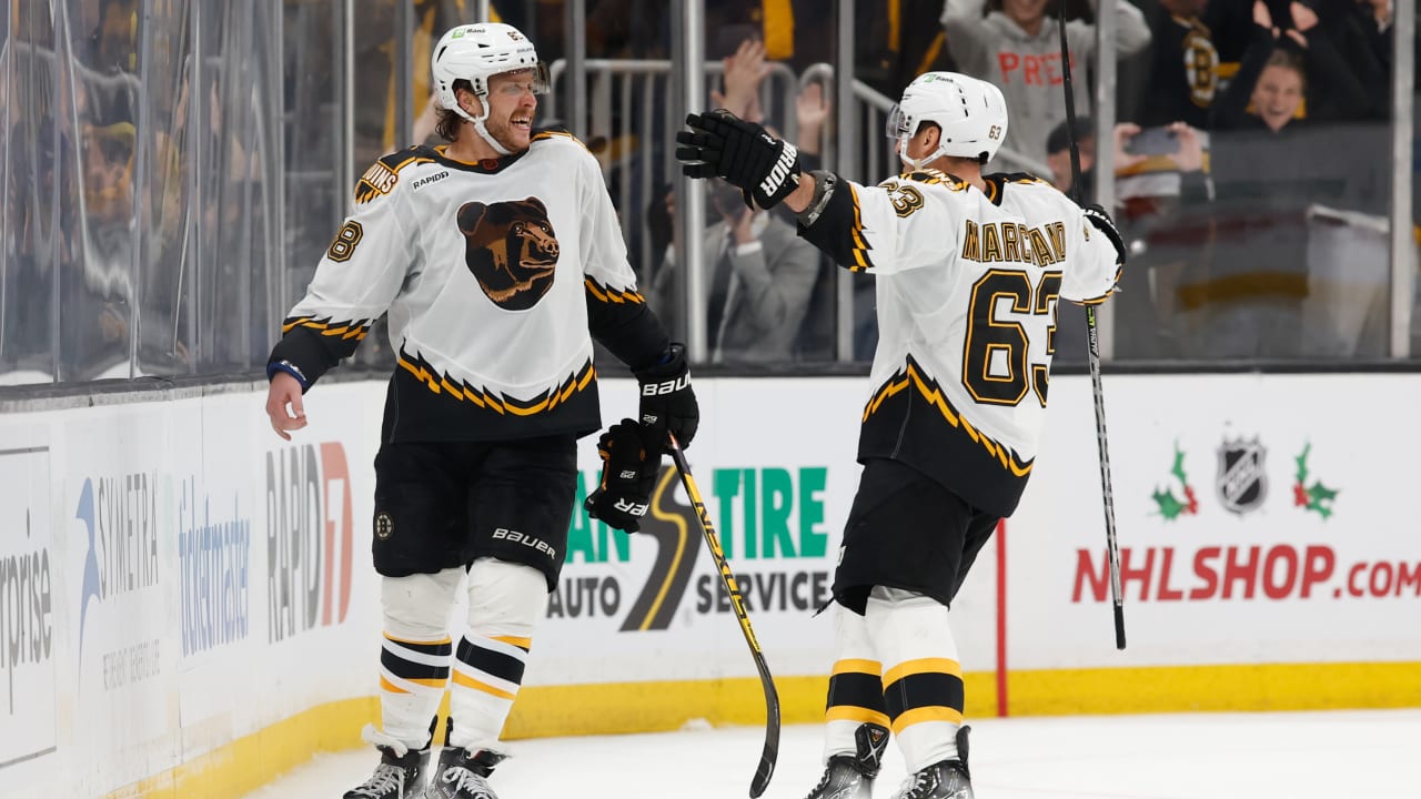 Bruins Set NHL Record With 12th Consecutive Home Win | Boston Bruins