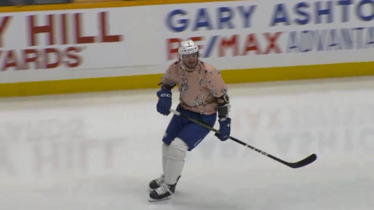 Miller Wears Silovs Dress Shirt During Practice