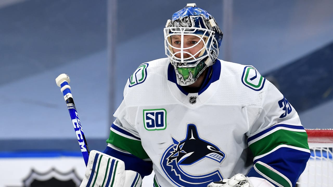 Demko eager to vie with Holtby for Canucks' starting goalie job: report ...