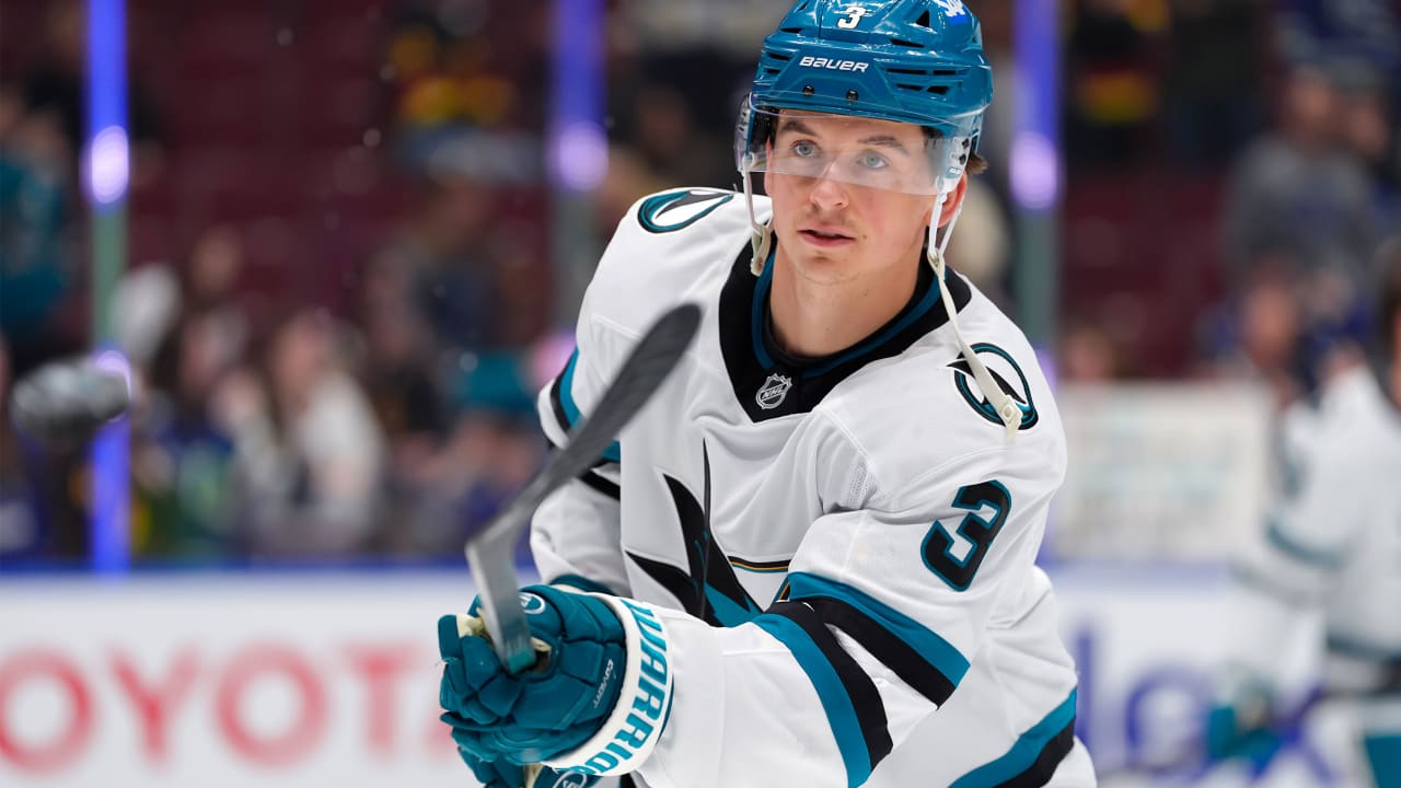 Thrun traded to Maple Leafs by Sharks for Reaves | NHL.com