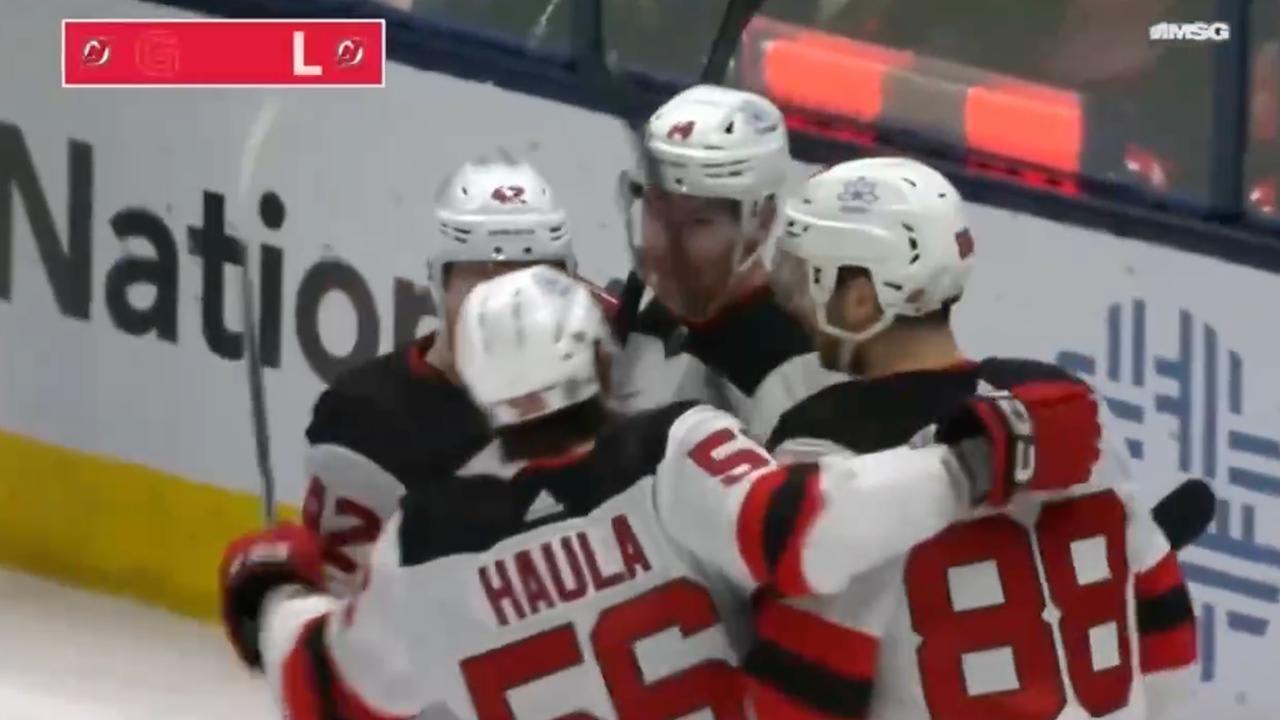 Bastian scores; 4-1 | HIGHLIGHT | New Jersey Devils