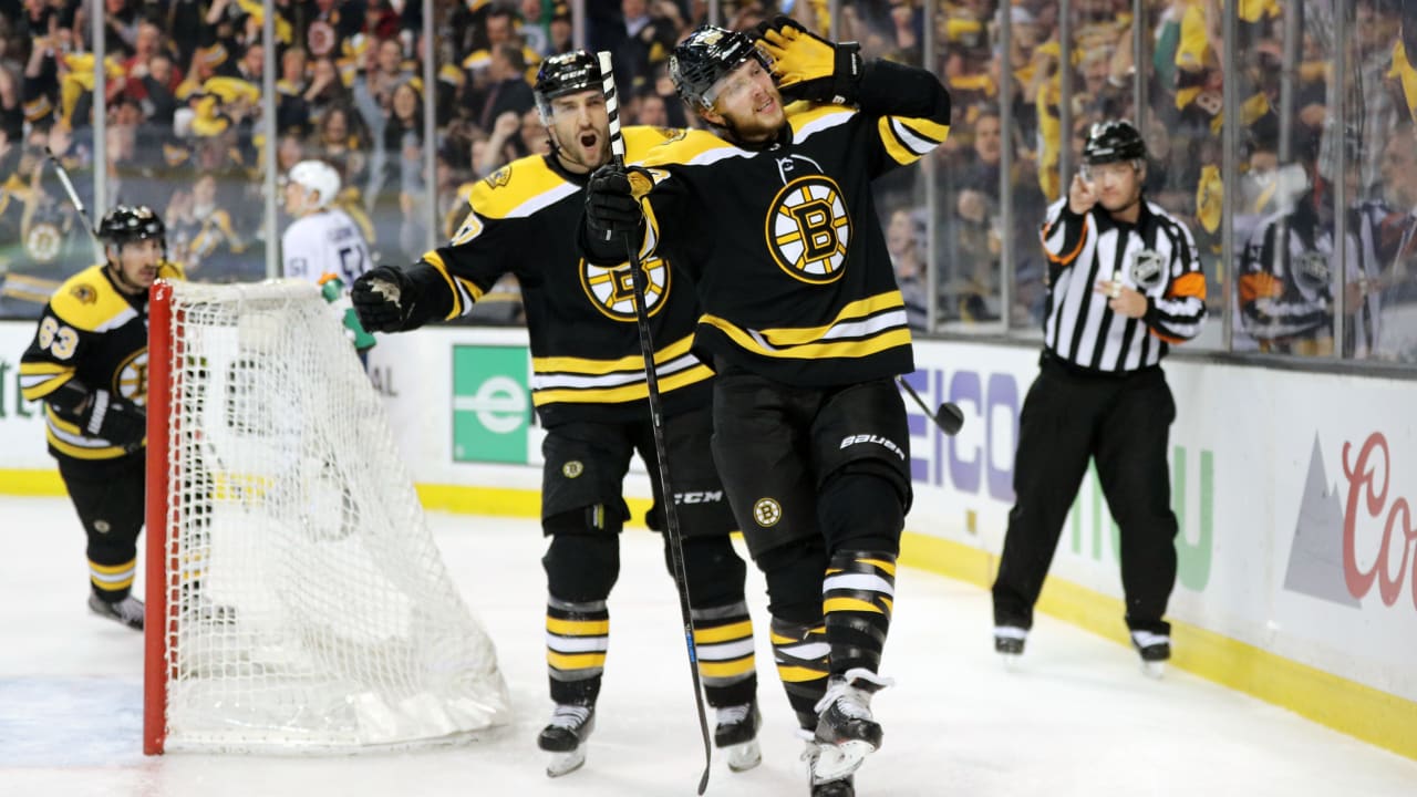 Bruins' Pastrnak has five-point night in 6-3 win over Rangers