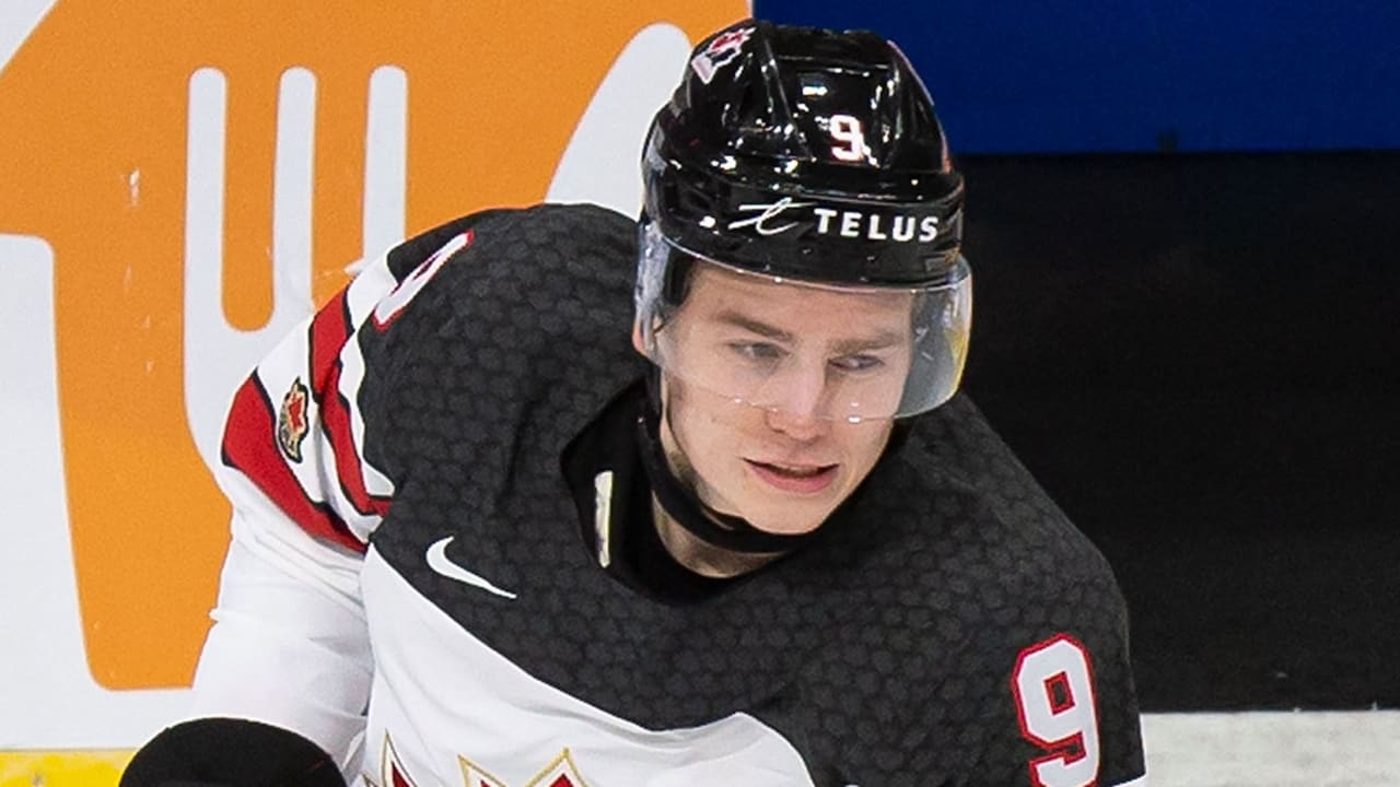 Zary, No. 24 pick in 2020 draft, signs entry-level contract with Flames