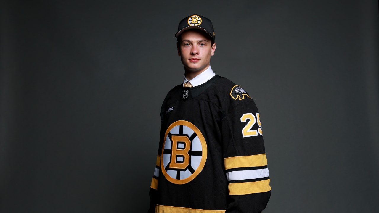 Bruins Sign James Hagens to Three-Year, Entry-Level Contract