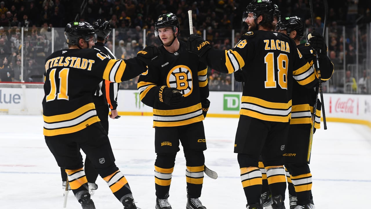 Zacha scores twice, Bruins cruise past Blues | Boston Bruins