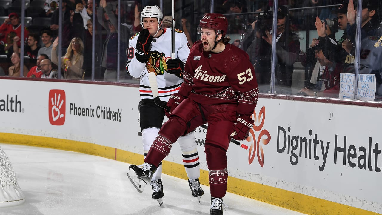 Carcone nets hat trick against Blackhawks | NHL.com