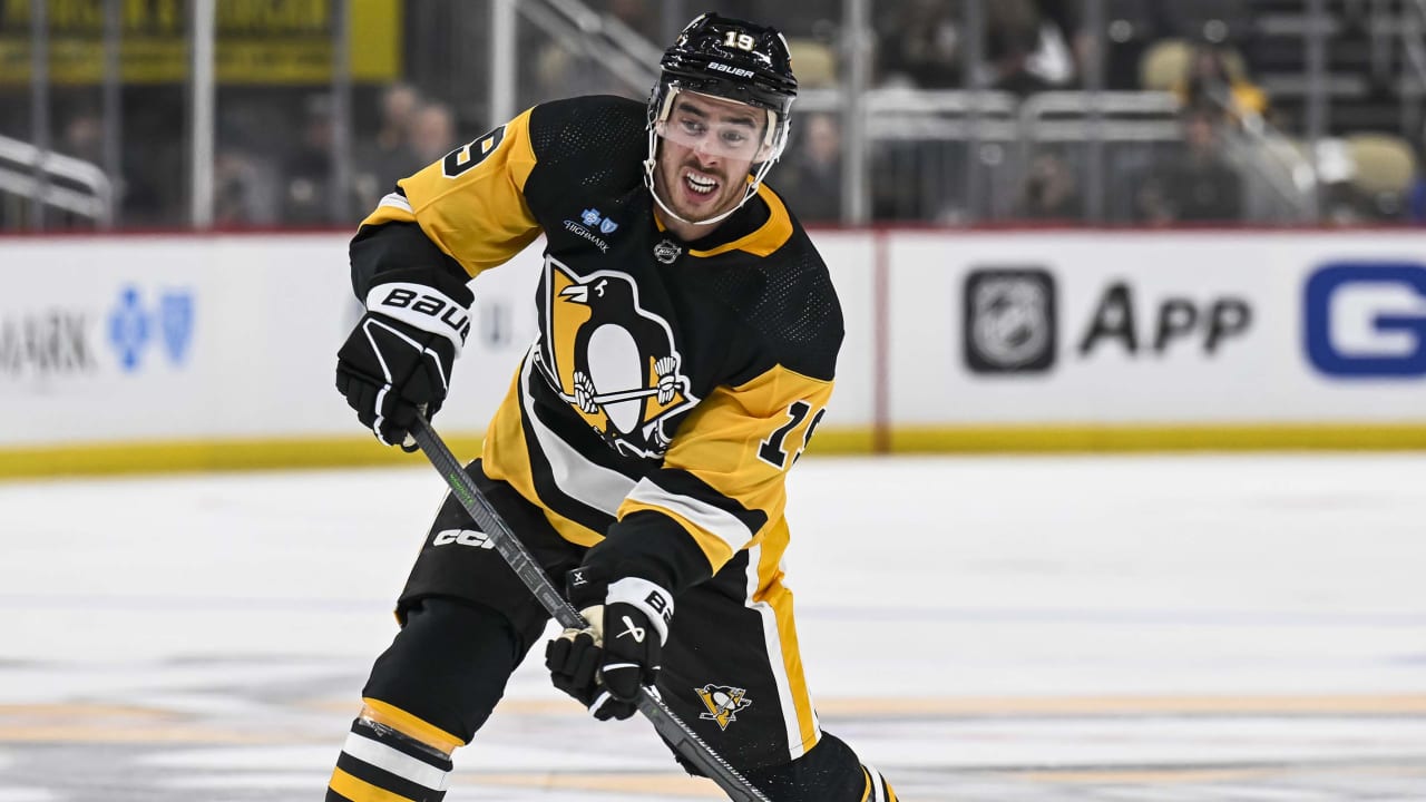 Smith fired up to ring in new start with Penguins after winning Cup ...