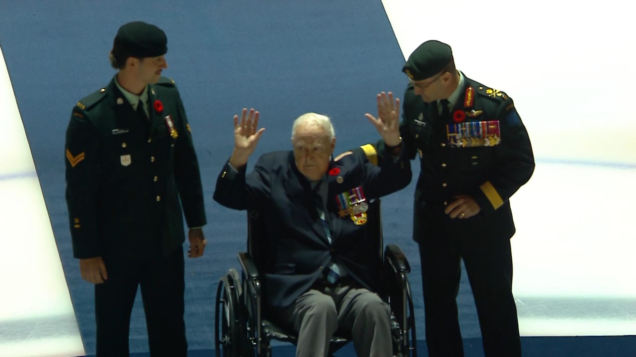 Mise au jeu militaire Canadiens de Montréal