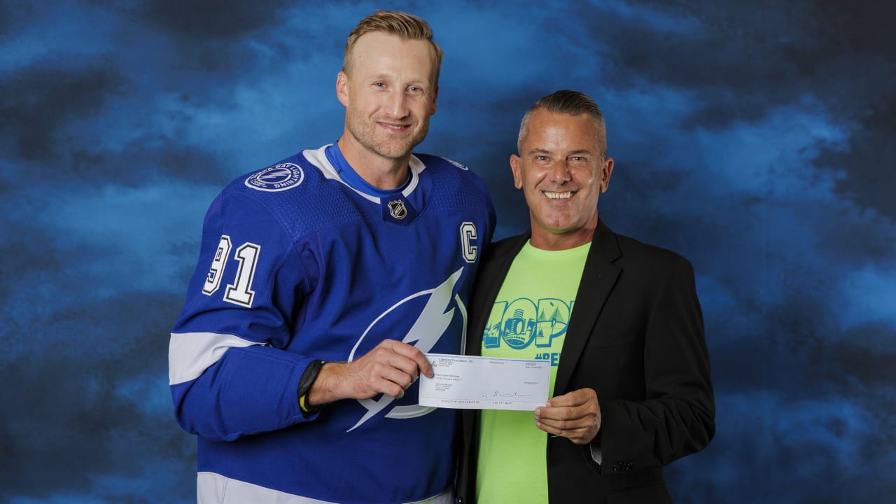 John Paul Comas honored as Community Hero | Tampa Bay Lightning