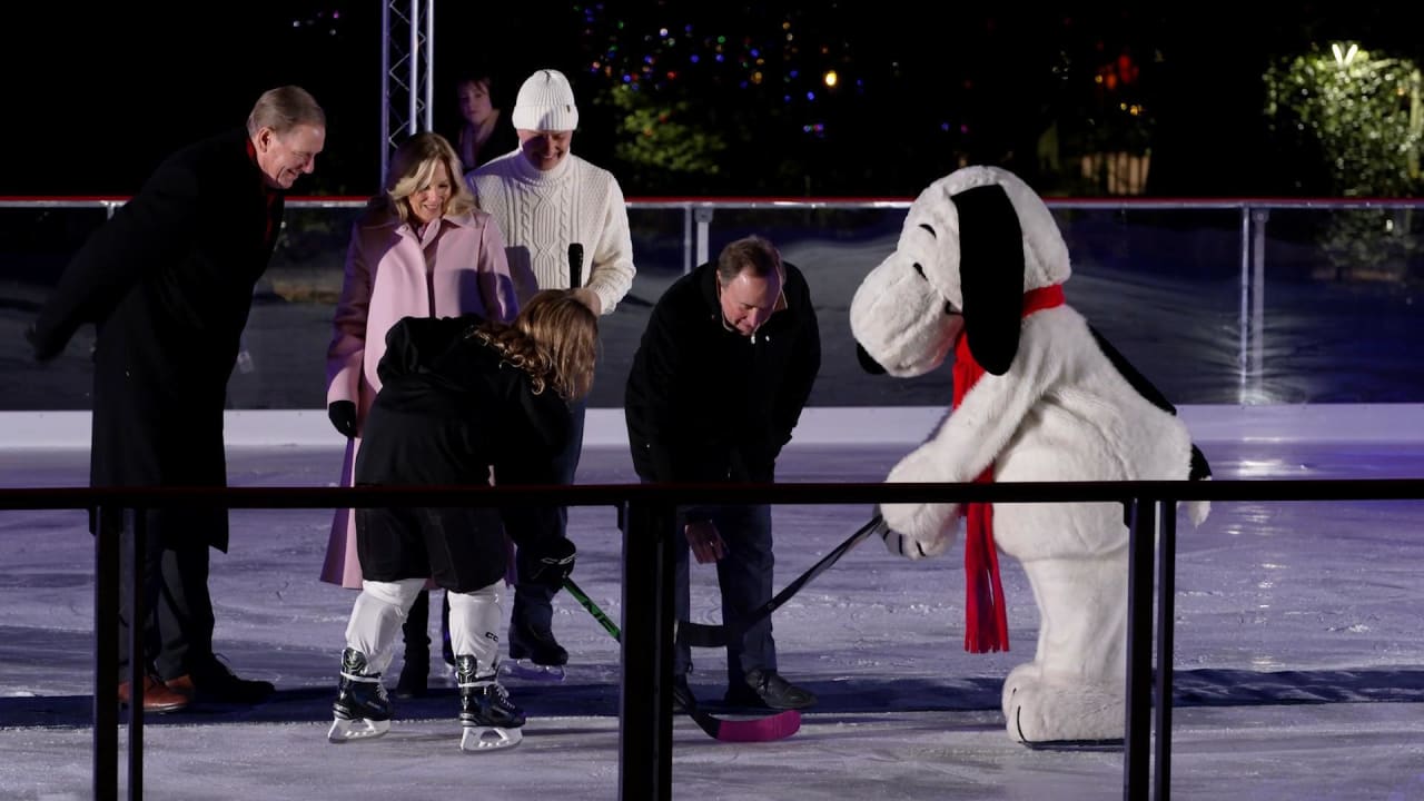 Kids skate at White House Ice Rink | NHL.com