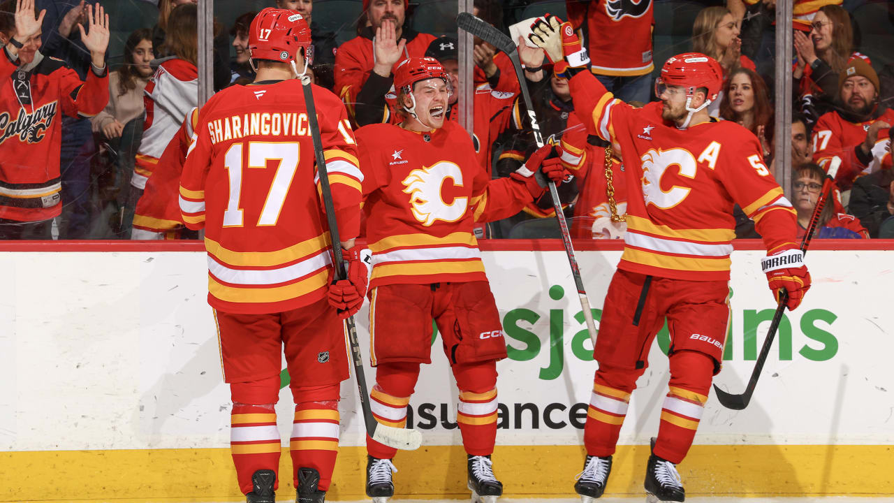 Huberdeau, Zary Each Get Goal, Assist for Flames in Win Against Blackhawks