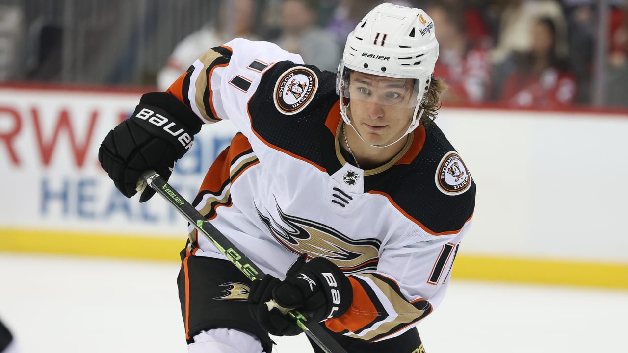 Ducks forward Trevor Zegras fined $1,500 for slashing Sharks' Matt Benning  - Daily Faceoff