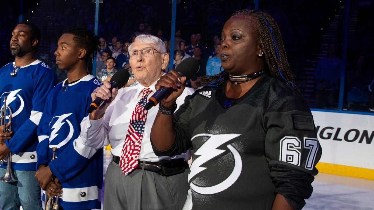 NHL teams post tributes on Veterans, Remembrance Day | NHL.com