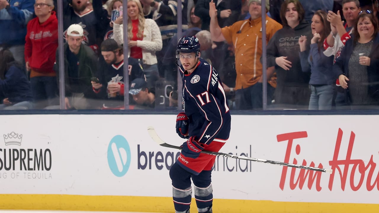 Sharks sign forward Mason Marchment