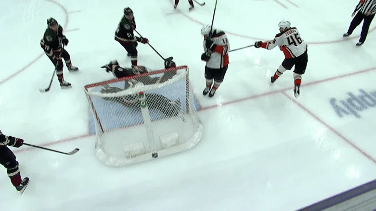 Zegras' second lacrosse goal Anaheim Ducks