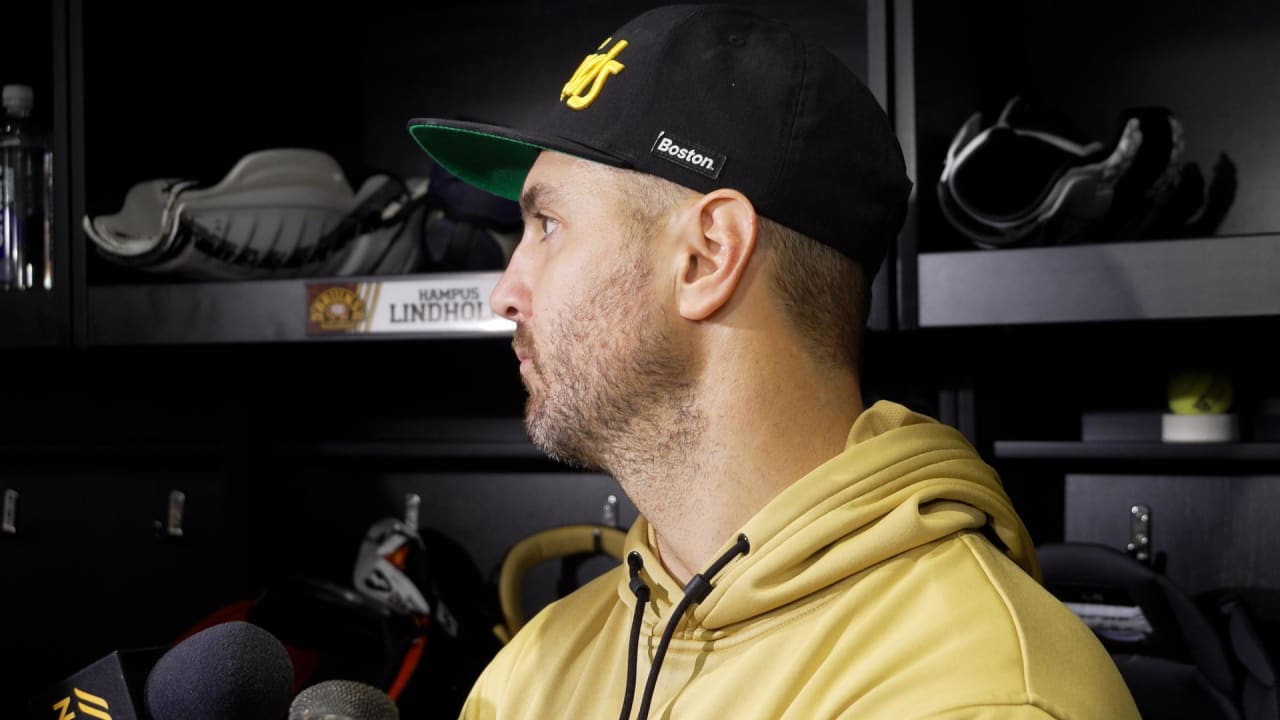 Locker Room Raw: Shattenkirk | Boston Bruins