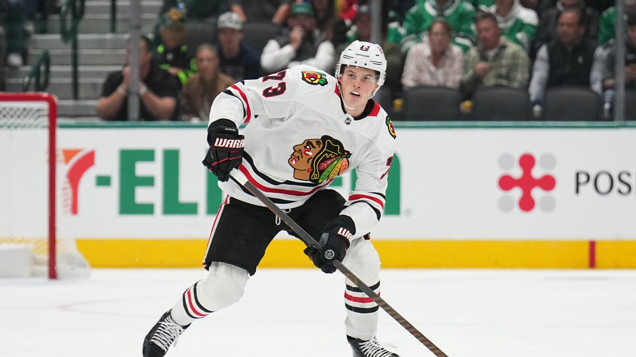 Blackhawks: Bedard praises interaction with Reichel