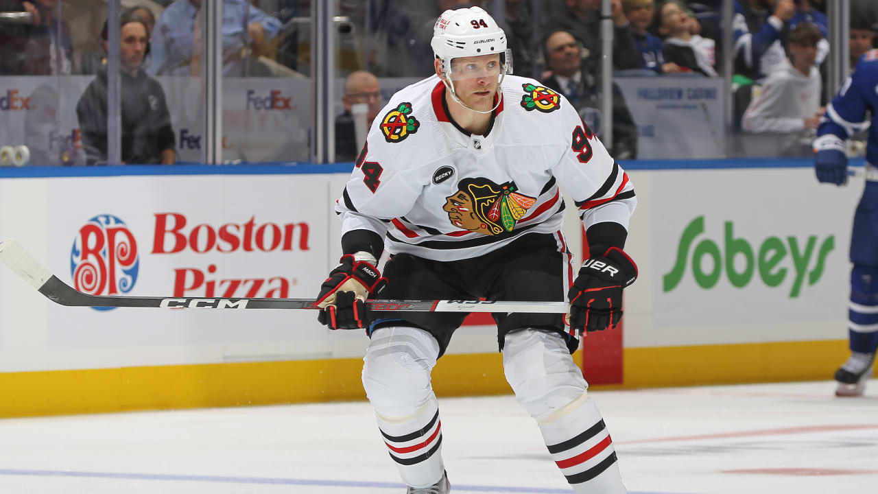 Perry leaves Blackhawks for ‘indefinite period’, future uncertain