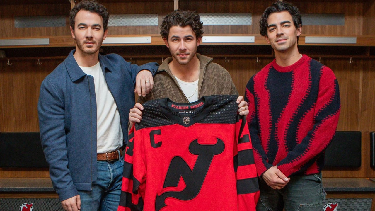 Jonas Brothers talk Stadium Series performance, hockey fandom with NHL