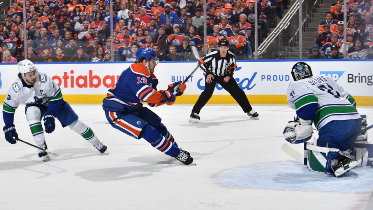 LIVE COVERAGE: Oilers vs. Canucks (Game 4) | Edmonton Oilers