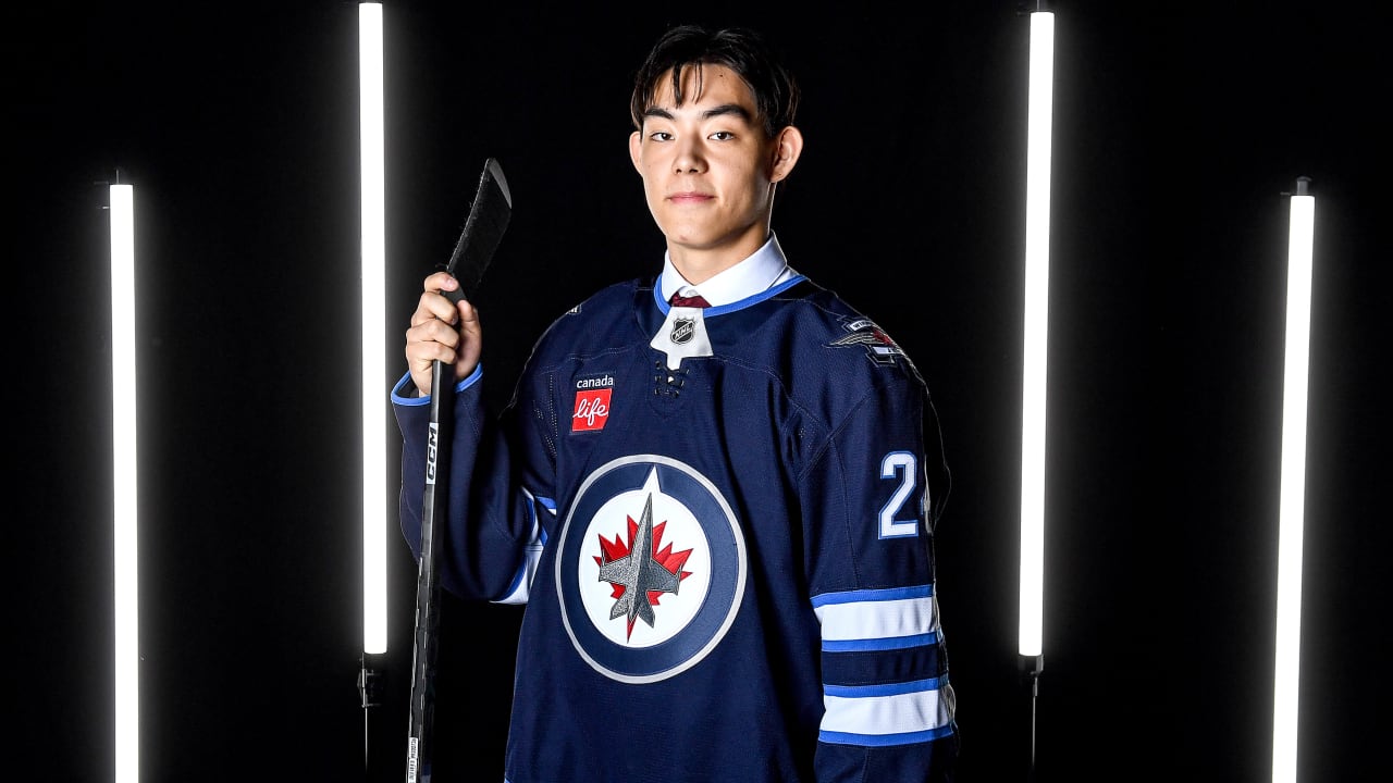 He makes history at 2024 NHL Draft as 2nd China-born player selected | NHL.com