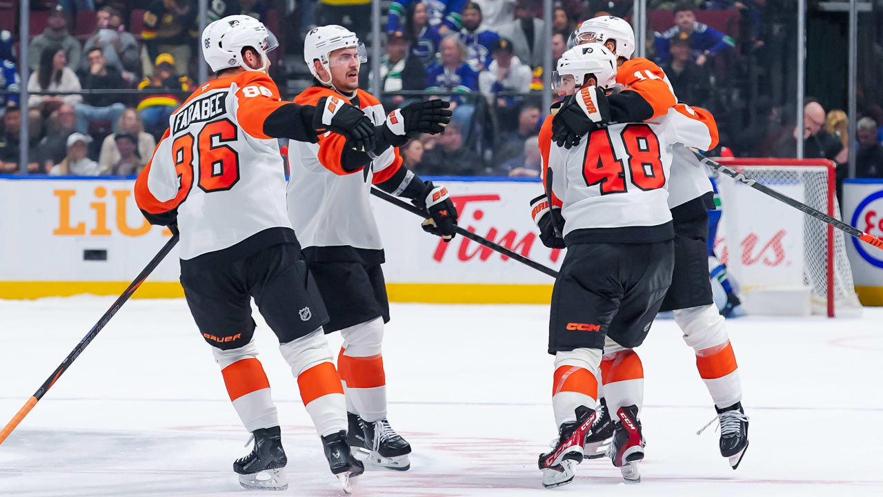 Frost scores the winning goal for the Flyers in their season opener against the Canucks