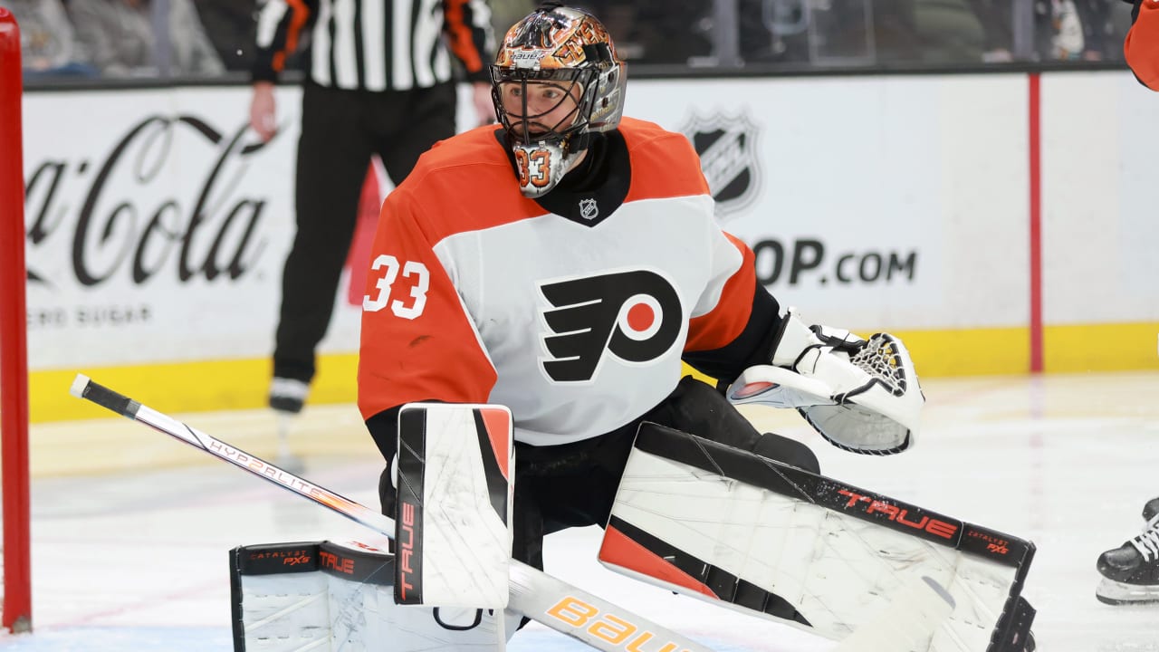 Flyers Shut Out Sharks in Dominant Performance