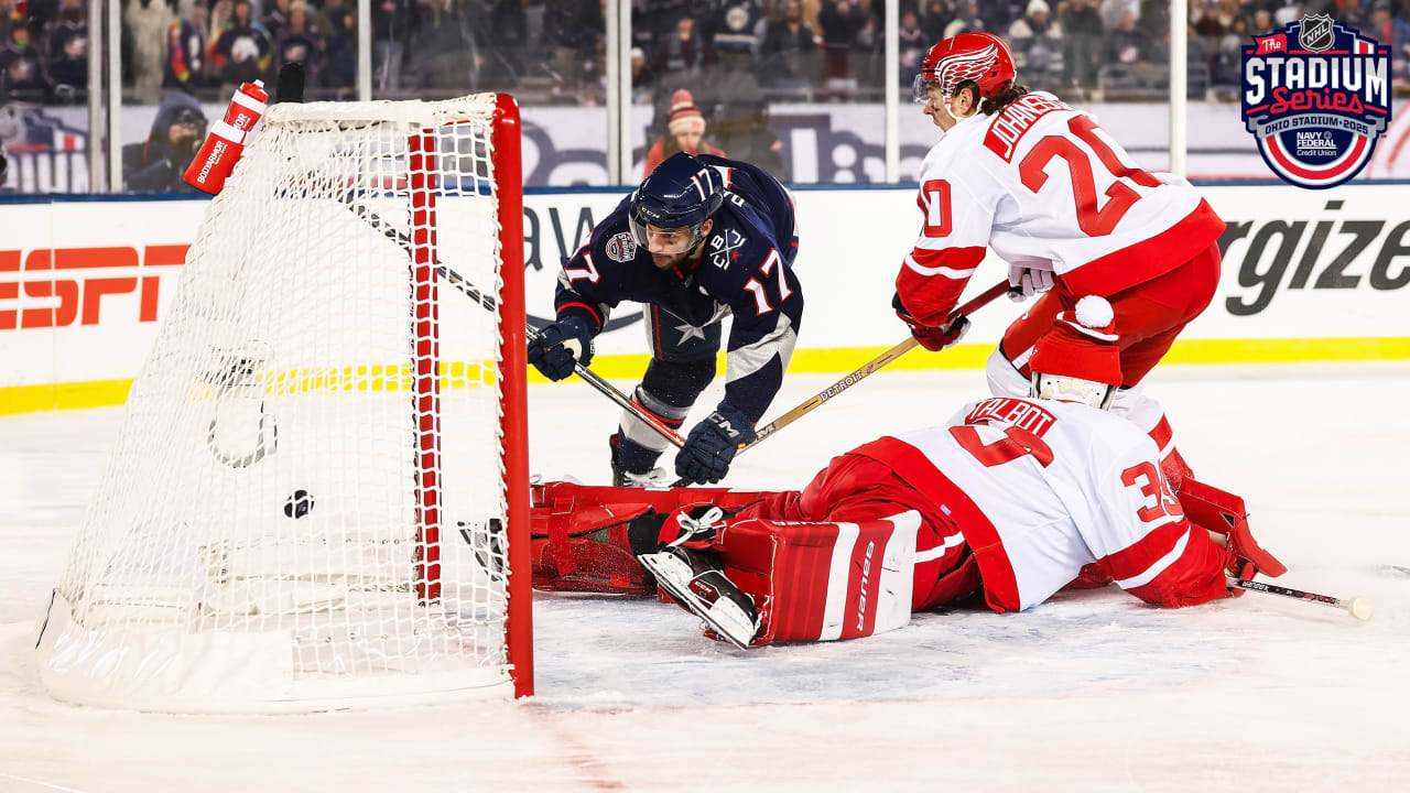 Danforth's late goal lifts Blue Jackets past Red Wings in Stadium