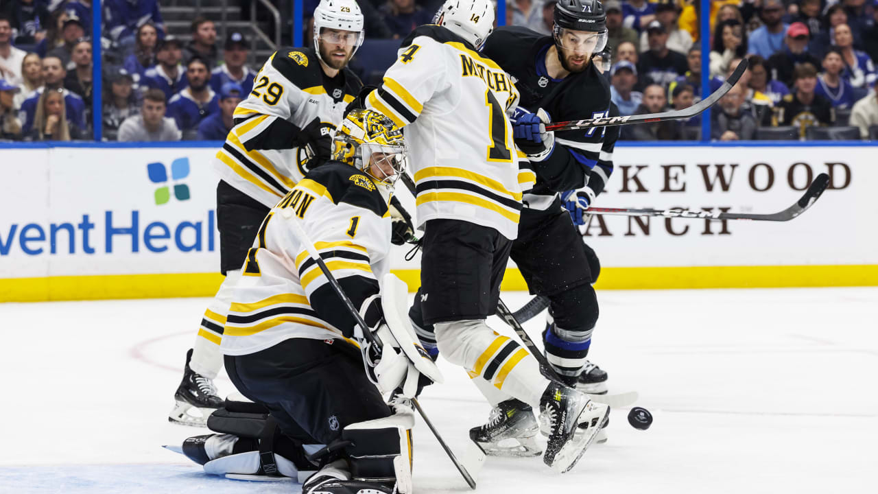 Swayman, Bruins Shut Out Lightning to End Three-Game Skid | Boston Bruins