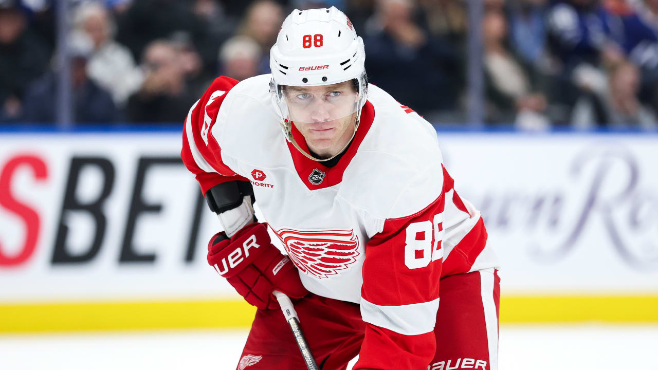 Baggie Day Buzz: Kane hoping to sign another contract with Red Wings | NHL.com