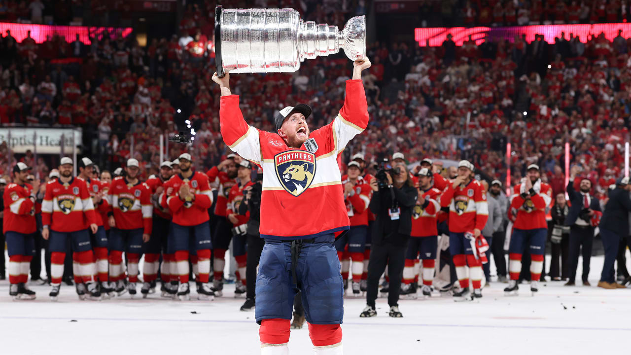 Panthers' Stanley Cup handoff goes from Barkov to Schmidt | NHL.com