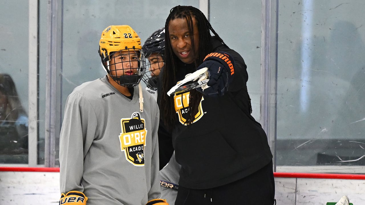 Laraque impressed with diverse group of youth players at Willie O'Ree Academy | Pittsburgh Penguins