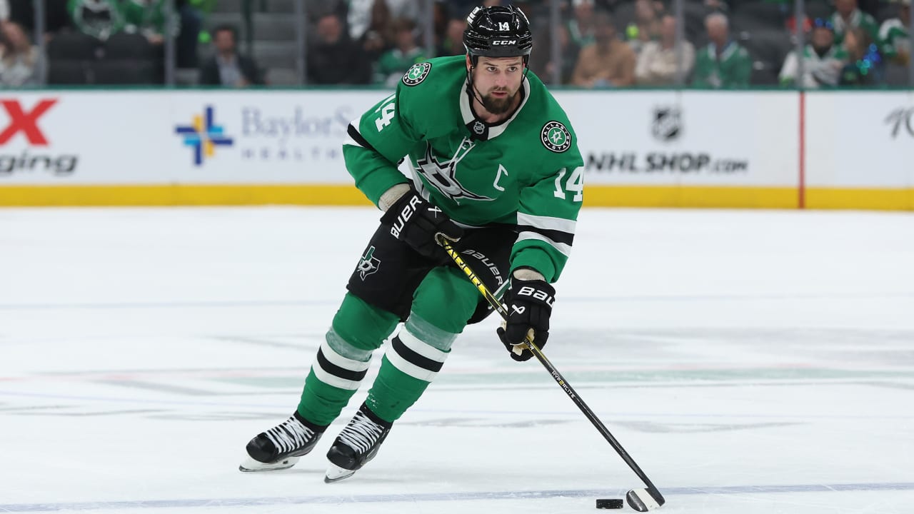 Benn signs 1-year contract to remain with Stars | NHL.com