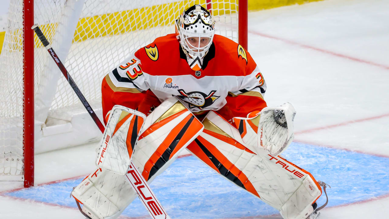 Husso signs 2-year contract to remain with Ducks | NHL.com