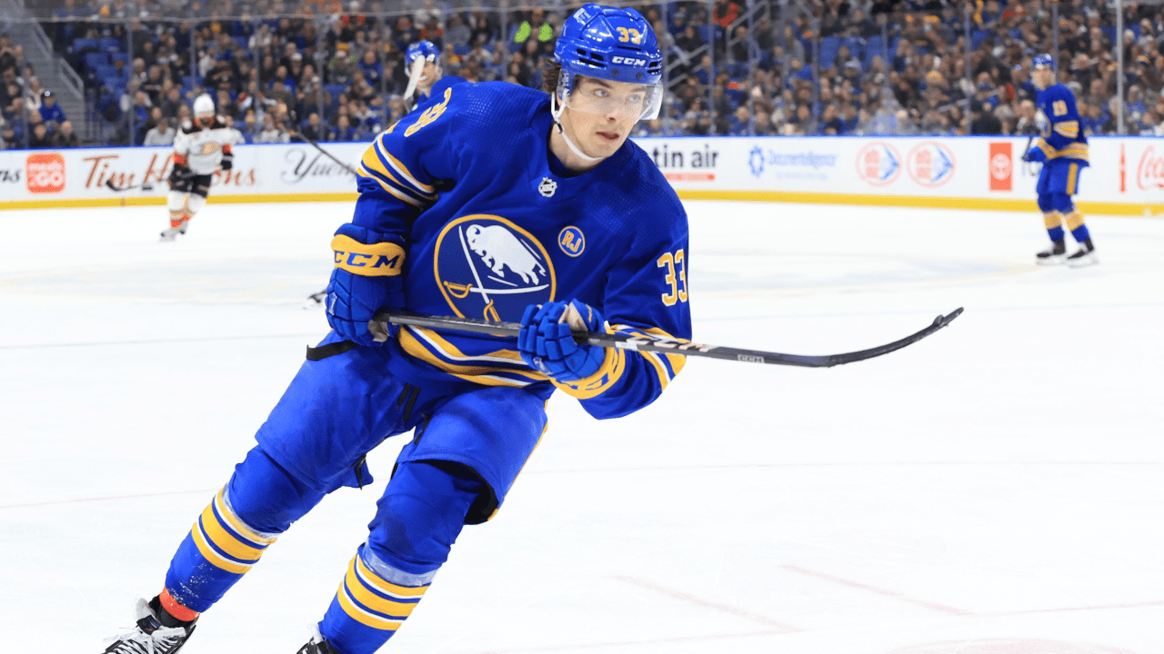 Ryan Johnson signs 3-year, $2.325 million contract with Sabres | NHL.com