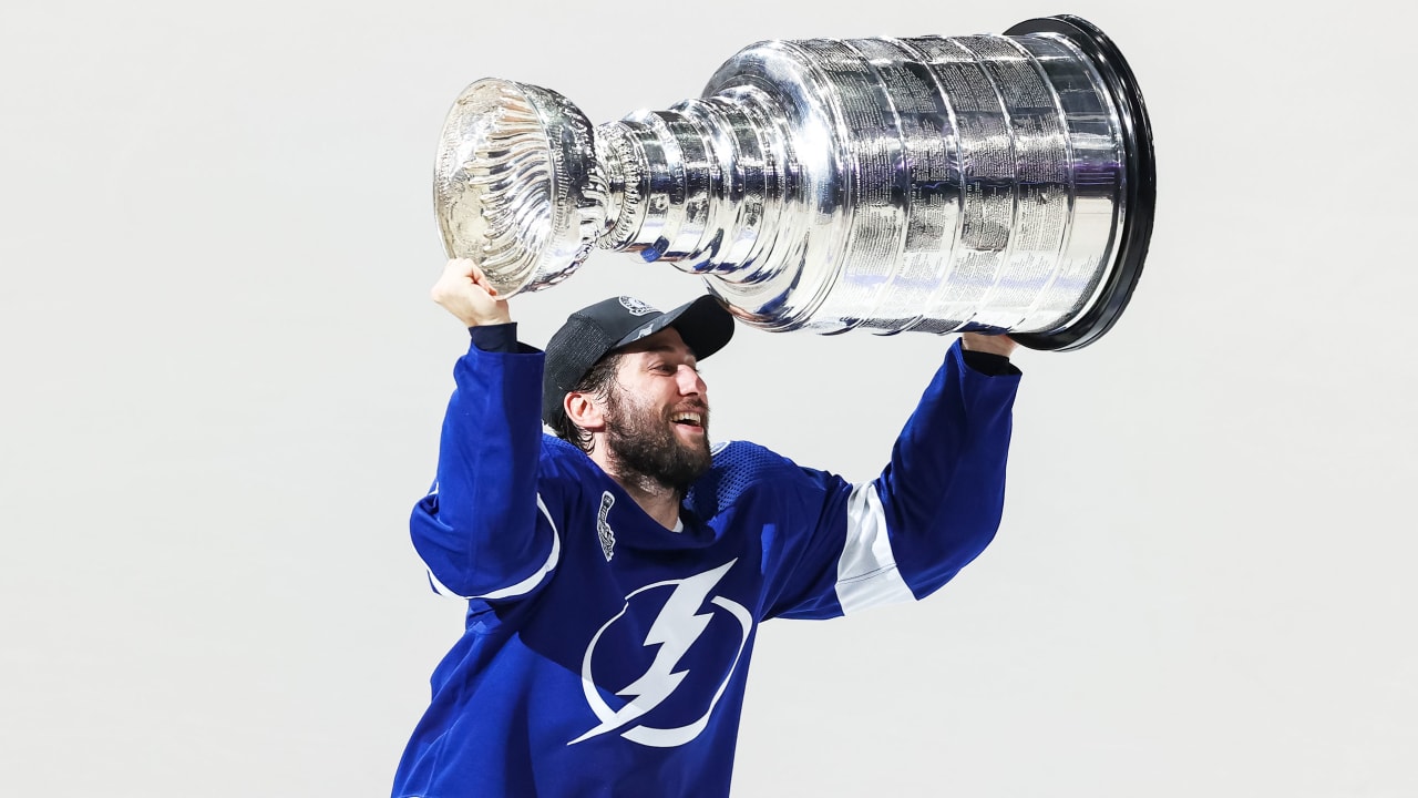 Tyler Johnson retires from NHL after 13 seasons | NHL.com