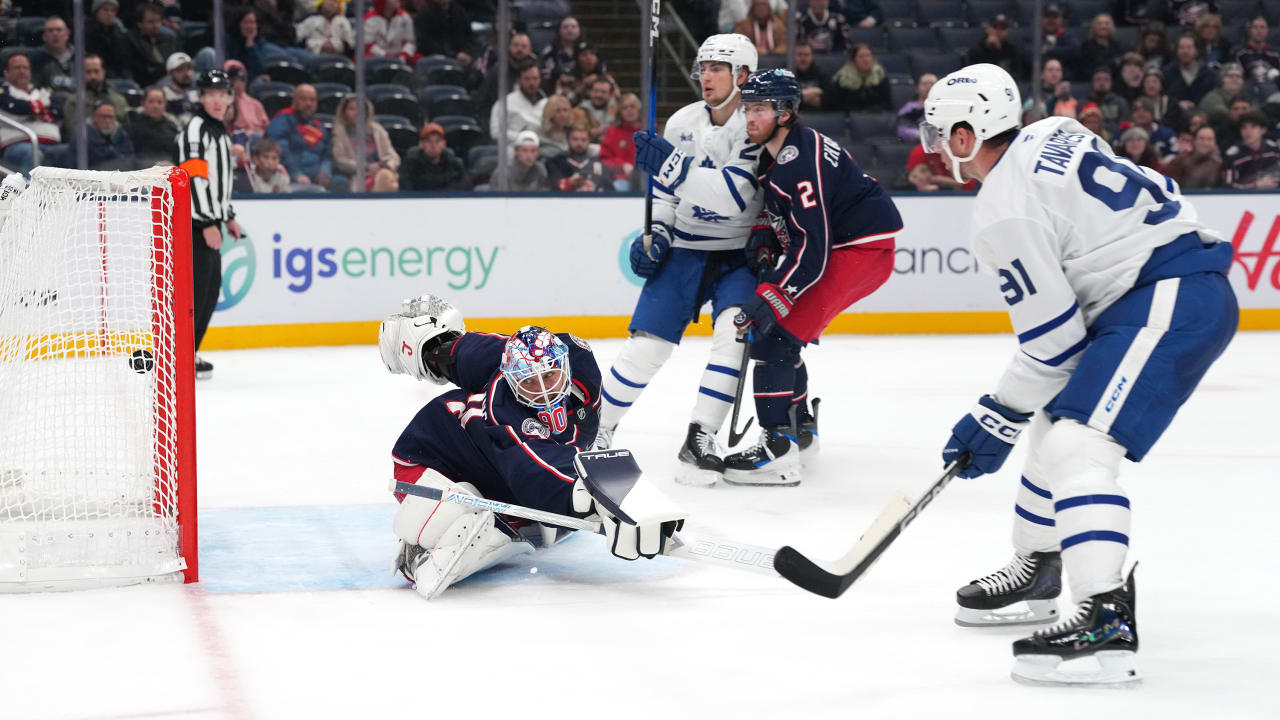 Tavares scores 500th career goal in Maple Leafs loss to Blue Jackets |  NHL.com