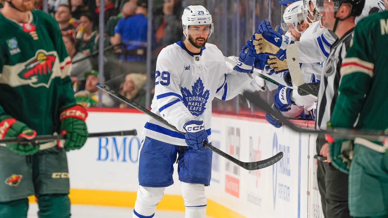 Groulx gets 1st multigoal NHL game, Maple Leafs hold off Wild