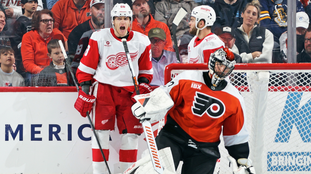 Kane leads Red Wings past Flyers in playoff push