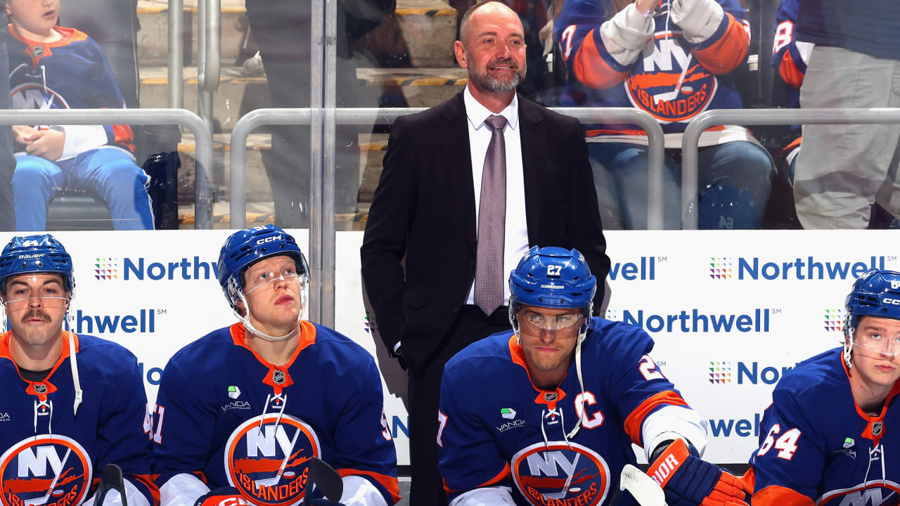 Ο DeBoer βάζει τους νησιώτες να επικεντρωθούν στις «συνήθειες των πλέι οφ» στην εξαγορά στα τέλη της σεζόν | Νησιώτες της Νέας Υόρκης