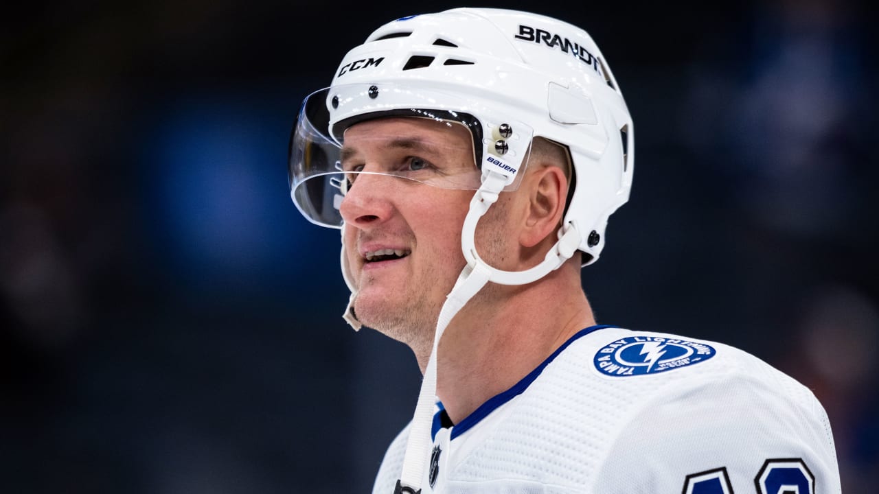 Darren Raddysh thrilled to join Maple Leafs in sign-and-trade