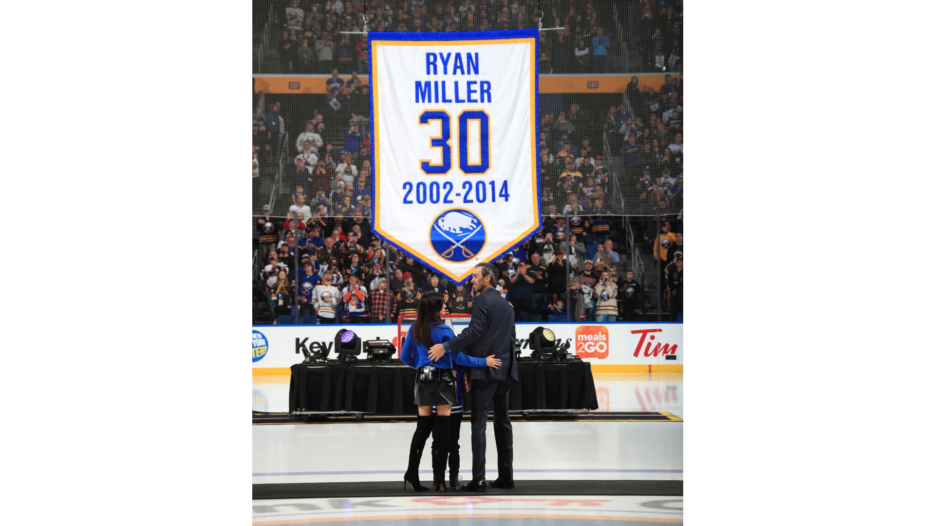 Ryan Miller Night Full Buffalo Sabres Hall of Fame And Banner
